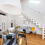 Rooftop With Beautiful View And Free Parking Prag