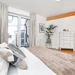Rooftop With Beautiful View And Free Parking * Prag