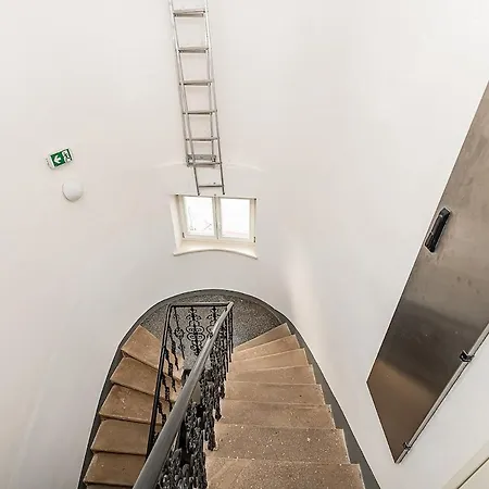 Rooftop With Beautiful View And Free Parking * Praha