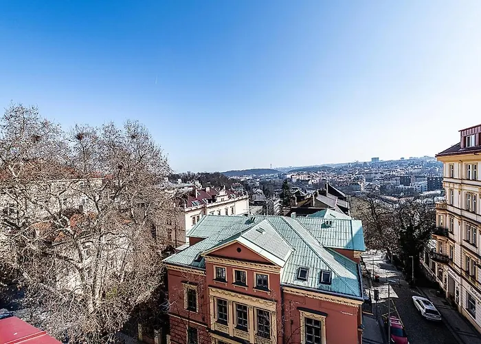 Rooftop With Beautiful View And Free Parking * 프라하
