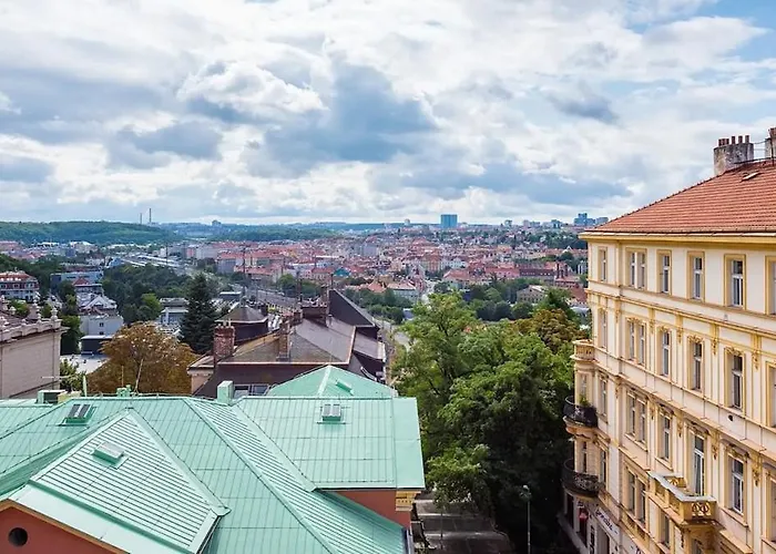 아파트 Rooftop With Beautiful View And Free Parking