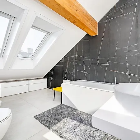 Appartement Rooftop With Beautiful View And Free Parking Prague