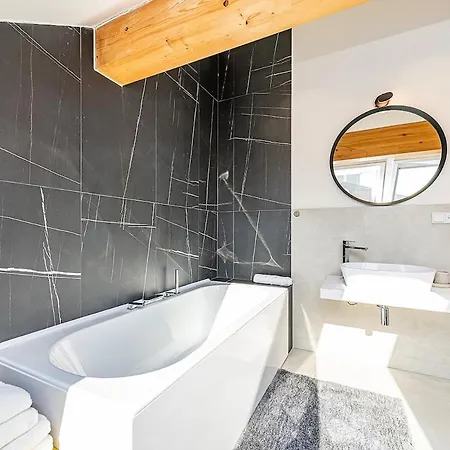 Appartement Rooftop With Beautiful View And Free Parking Prague