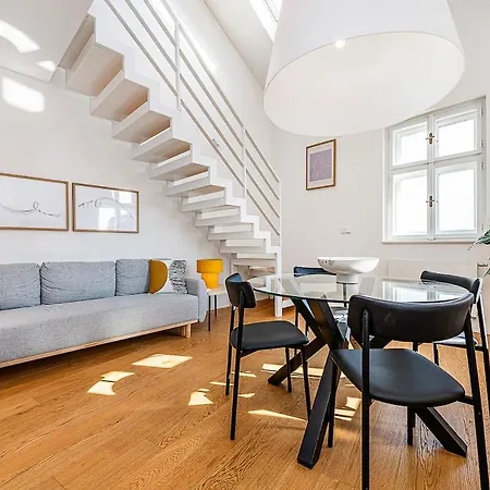 Rooftop With Beautiful View And Free Parking * Prague